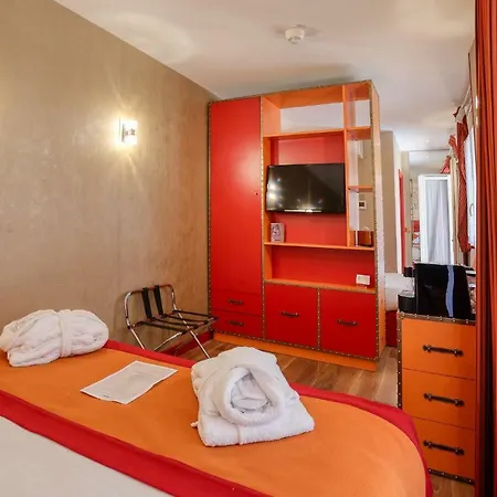 Excelsior Centre By Happyculture Hotel